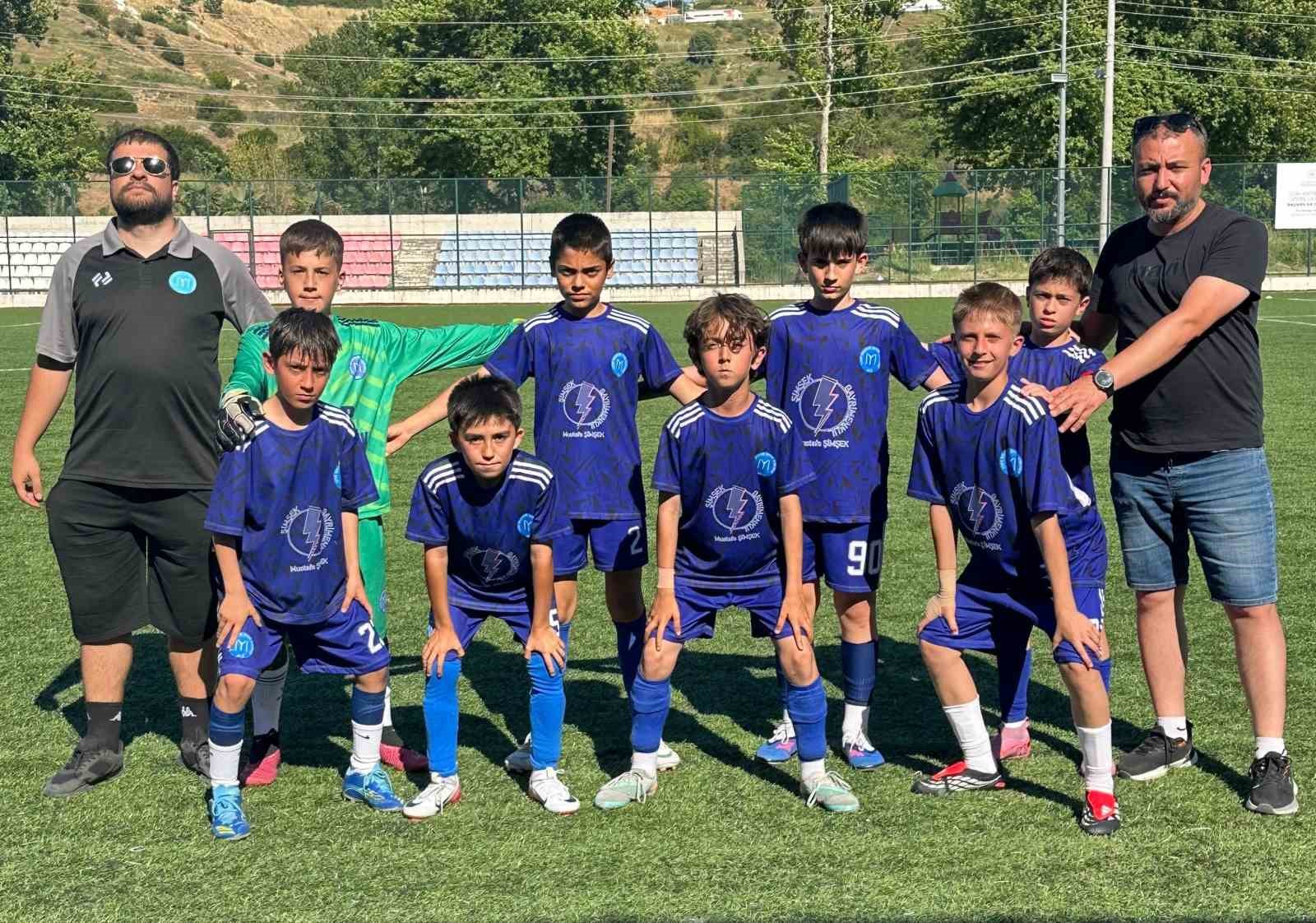 u12-gencler-ligi-nde-zorlu-mac-berabere-sonuclandi