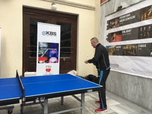 Kadıköy’de 7’den 70’e Vatandaşlar Masa Tenisi Oynadı