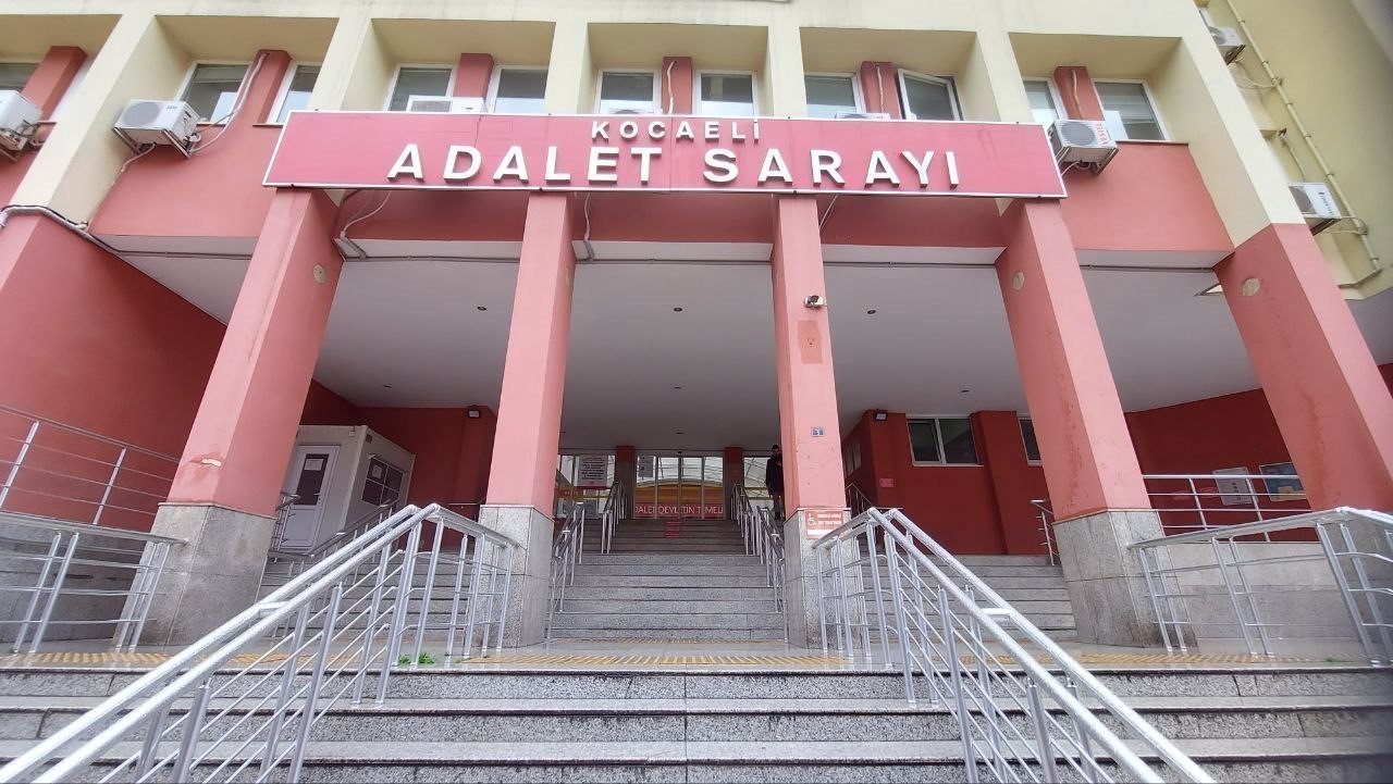 kocaeli-deki-72-sanikli-protesto-davasi-ertelendi
