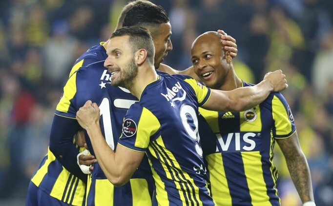 Fenerbahçeli Futbolcular Söz Verdi: "55 Puan!"
