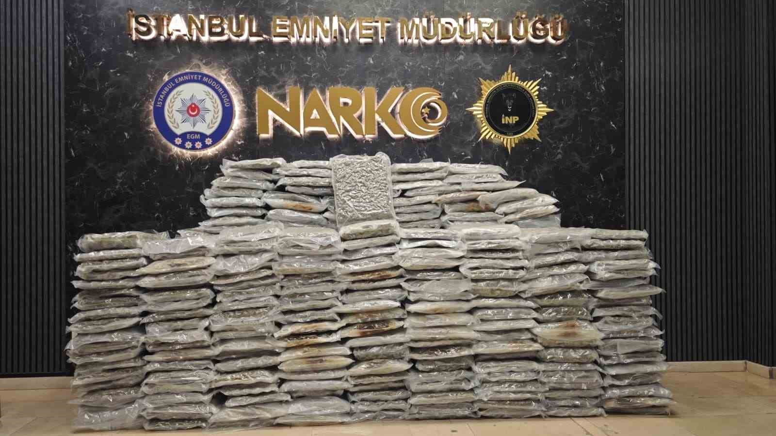 arnavutkoy-de-uyusturucu-operasyonu-398-kilo-skunk-ele-gecirildi