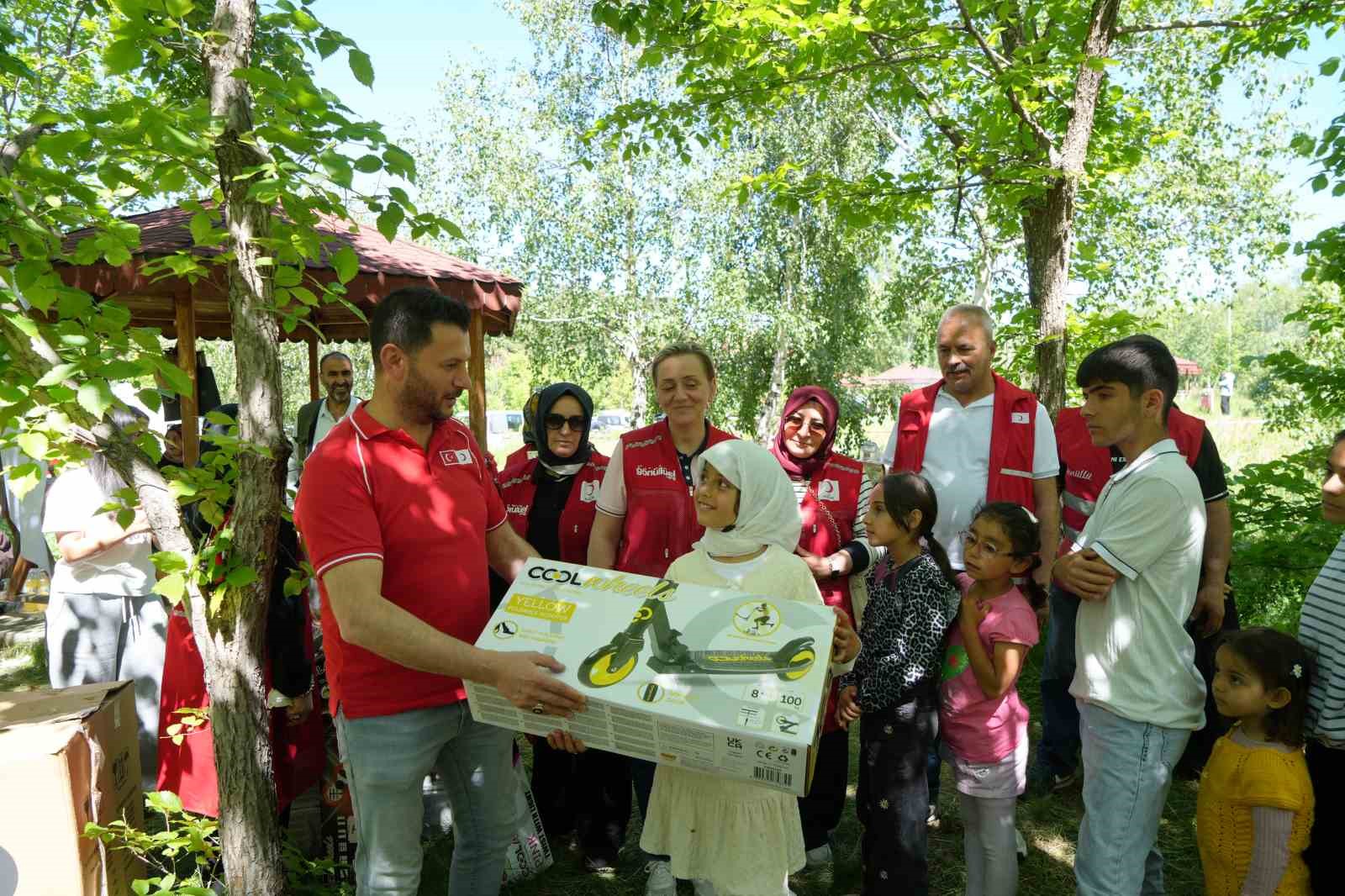 palandoken-kizilay-dan-ornek-program