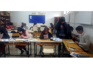 Gerger Anadolu İmam Hatip Lisesinde Ahşap Yakma Sanatı