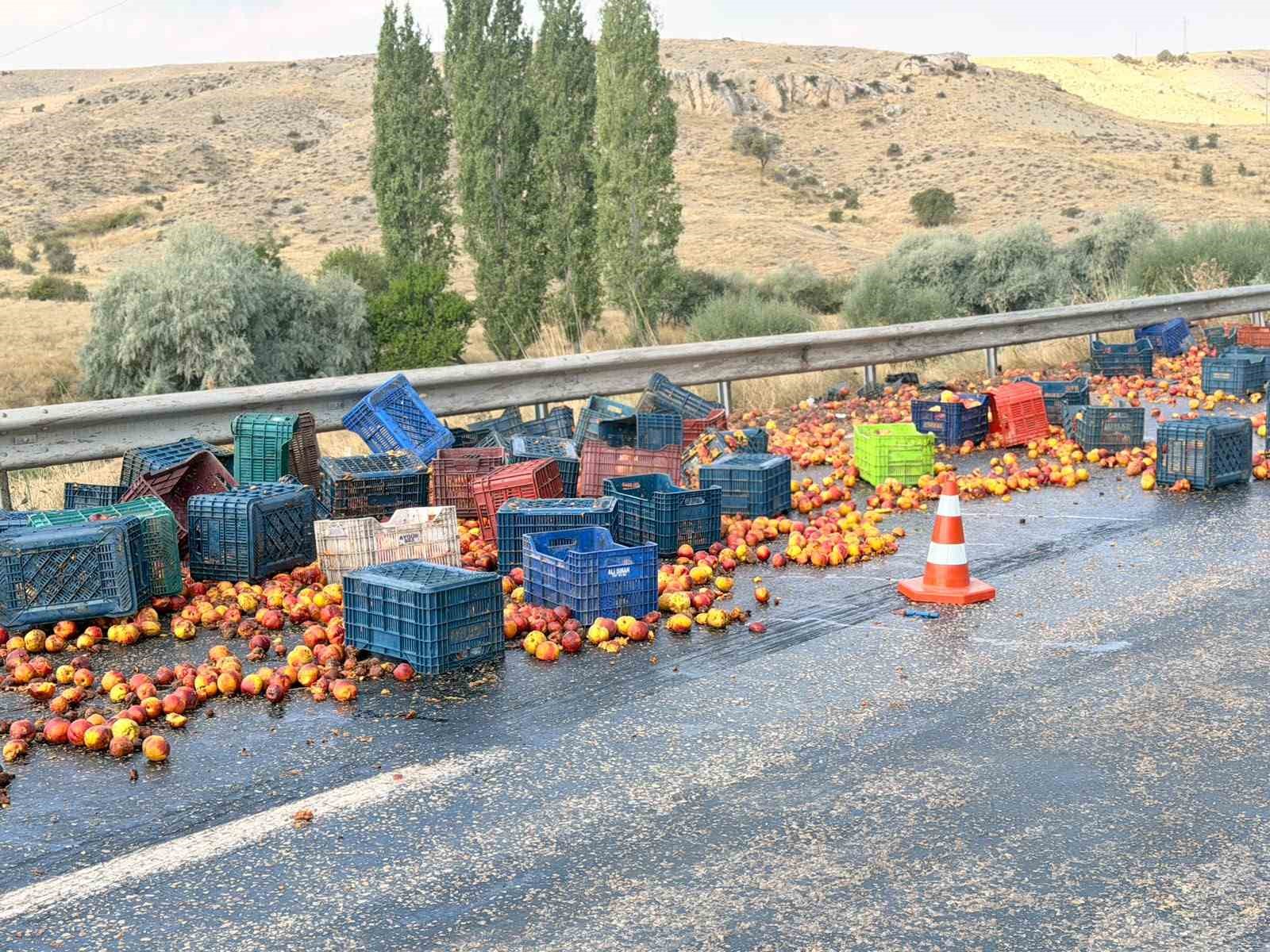 tirin-dorsesi-yan-yatinca-seftaliler-yola-sacildi