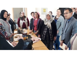 Özel Öğrencilerin Annelerine Özel Kurs