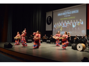 Roman Orkestrası Coşturdu