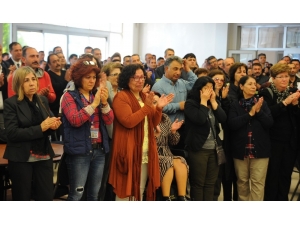 Tunç Soyer Gözyaşları İle Veda Etti