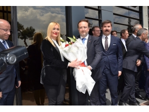 Karesi Ve Altıeylül’de Başkanlar Göreve Başladı