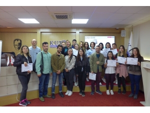 Kuşadası Ticaret Odası’nda Düzenlenen Ön Muhasebe Eğitimi Tamamlandı