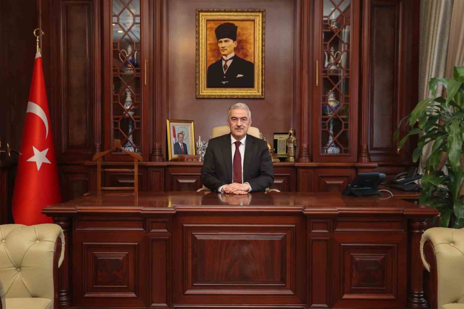 bursa-valisi-ayyildiz-dan-bayram-mesaji
