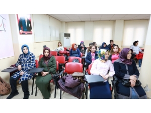 Bu Kurs İle Anne Adayları Bilinçli Hamilelik Geçiriyor