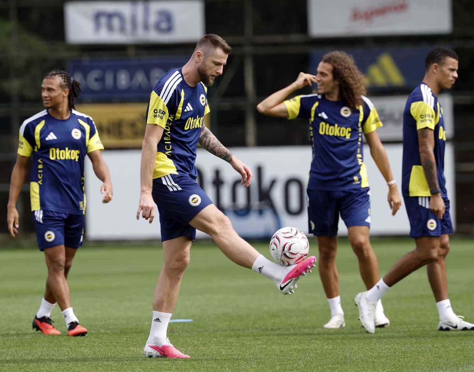 fenerbahce-gaziantep-fk-maci-hazirliklarini-tamamladi