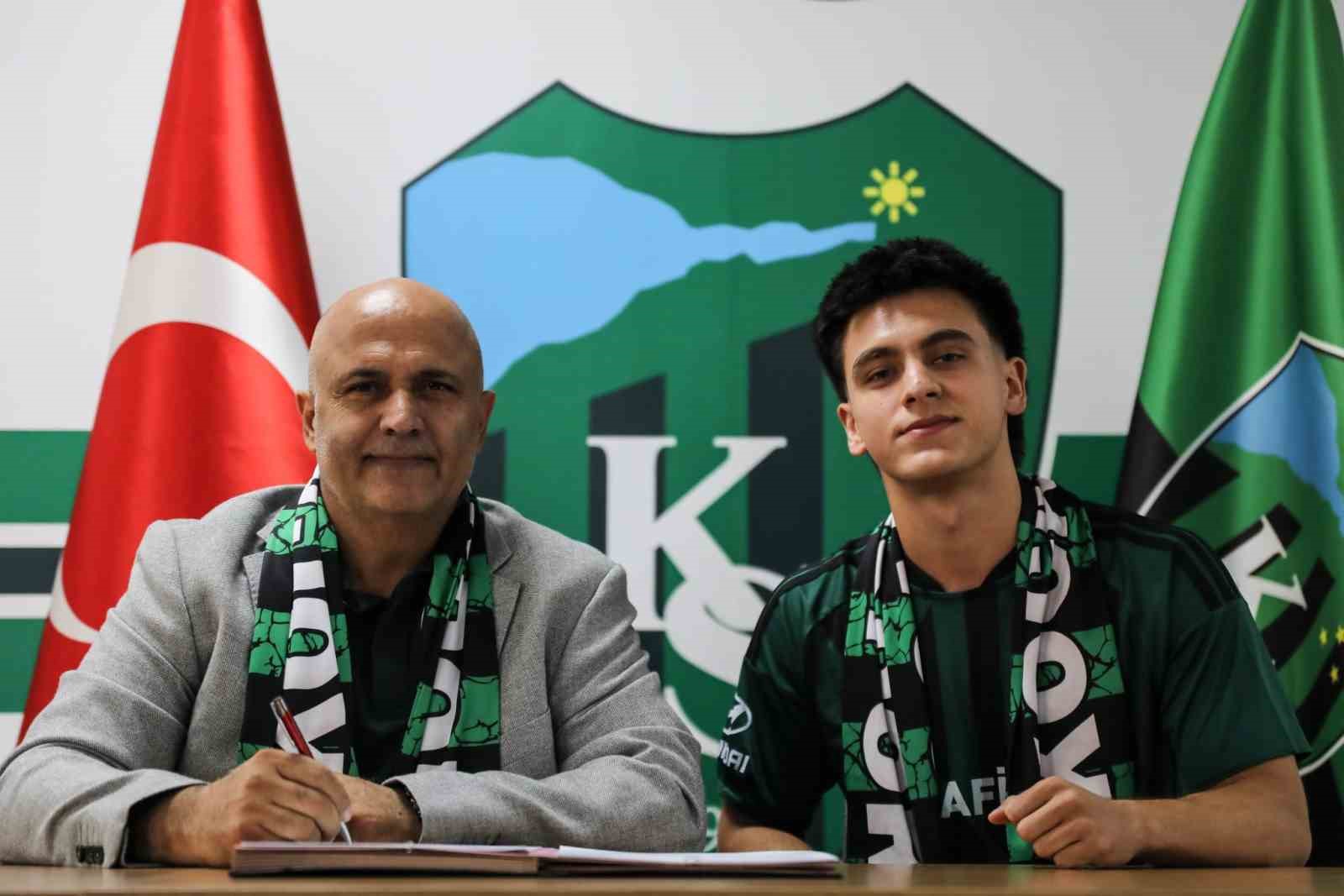 kocaelispor-haydar-karatas-i-4-yilligina-renklerine-bagladi