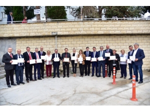 Meclis Üyeleri Mazbatalarını Aldı