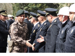 İçişleri Bakanı Soylu, Polis Şehitliği’nde Anma Törenine Katıldı
