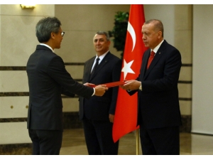 Cumhurbaşkanı Erdoğan, Singapur Büyükelçisini Kabul Etti