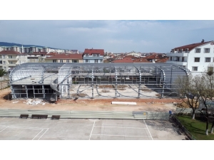 Orhangazi Spor Salonu Şekilleniyor