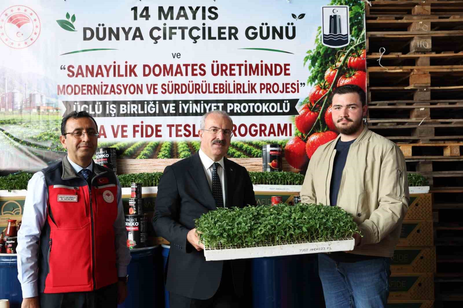 canakkale-de-ureticiye-destek-ve-proje-bitmiyor