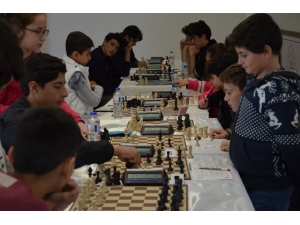 Polis Haftası Satranç Turnuvası Yapıldı