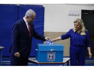 Netanyahu Seçimde Oyunu Kullandı