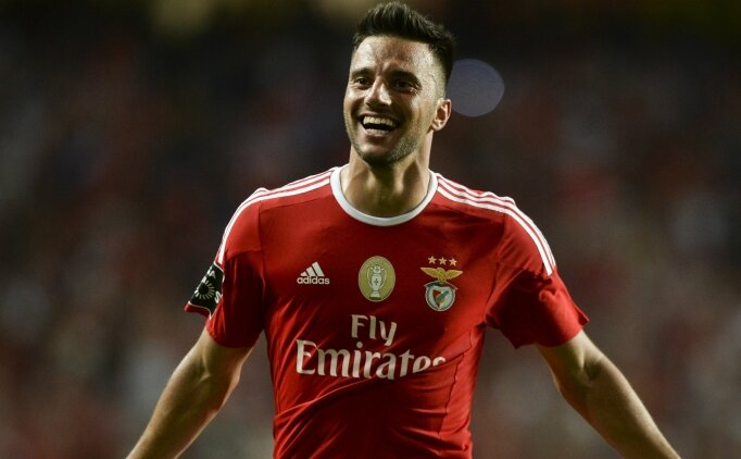 Samaris, Galatasaray'dan Daha Iyi Teklif Bekliyor!