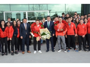 Avrupa’dan Kayseri’ye 3 Madalya Birden