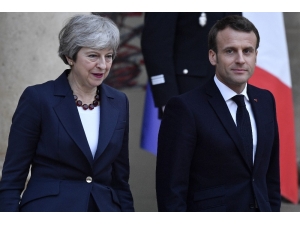 İngiltere Başbakanı May, Fransa Cumhurbaşkanı Macron İle Görüştü