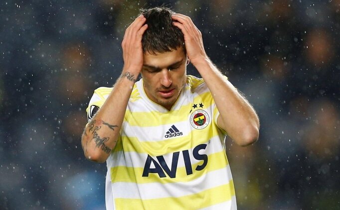 Fenerbahçe'de Kadro Dışı; Rotası Başakşehir...