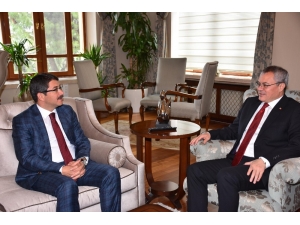 Başkan Çelik’ten İlk Resmi Ziyaret Vali Deniz’e