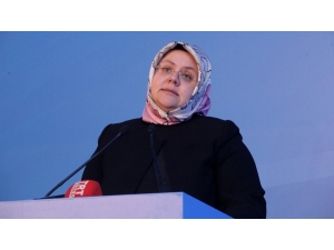Bakan Selçuk: "İşkur İle 300 Bin Kişiyi Özel Sektörde İşe Yerleştirdik"