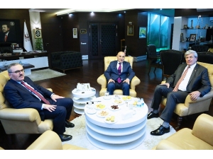 Efsane Başkan Altınok’un Bitmeyen Tebrik Trafiği