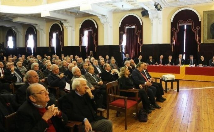 Galatasaray'da Kritik Toplantı: "kulübümüze Yakışmadı"