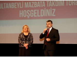 Sultanbeyli Belediye Başkanı Hüseyin Keskin Mazbatasını Aldı