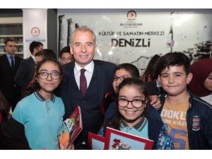 Denizli’de Çocuklar Kitapla Buluşuyor