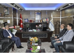 Afyonkarahisar Vali Yardımcısı Boztepe’den Başkan Bozkurt’a Hayırlı Olsun Ziyareti