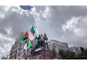 Cezayir Halkı Abdülkadir Bin Salih’e De ‘Hayır’ Dedi