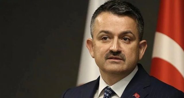 Bakan Pakdemirli: Çiğ Süt Tavsiye Fiyatı 2 Tl Olarak Belirlenmiştir