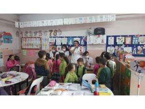 Hisarcık’ta Öğrencilerin Dişlerine Flor Vernik Uygulaması