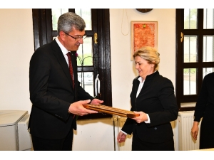 Beypazarı Belediye Başkanı Tuncer Kaplan Mazbatasını Aldı