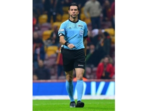 Fenerbahçe - Galatasaray Derbisini Ali Palabıyık Yönetecek.