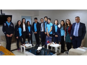 Öğrencilerden Özel Lokman Hekim Van Hastanesine Ziyaret