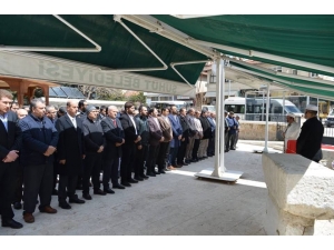 Şuhut’ta ’’Eğitim Çalışanlarına Şiddete Hayır’’ Yürüyüşü