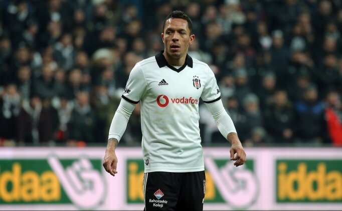 Adriano Kararı Maç Günü