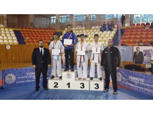 Kayserili Sporcular Tokat’ta Madalyalara Ambargo Koydu