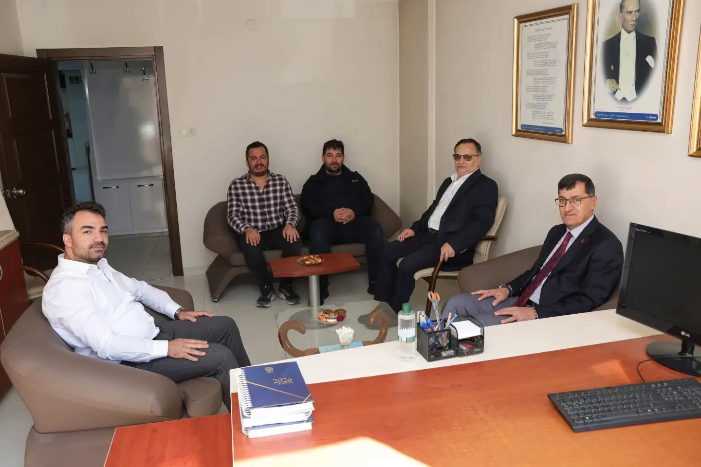 baskan-kahveci-makina-muhendisleri-odasi-yonetimiyle-gorustu