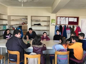 Bilnetli Öğrencilerden Engelliler Okuluna Anlamlı Ziyaret