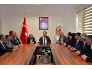 İl Genel Meclis Üyeleri Vali Şentürk İle Bir Araya Geldi
