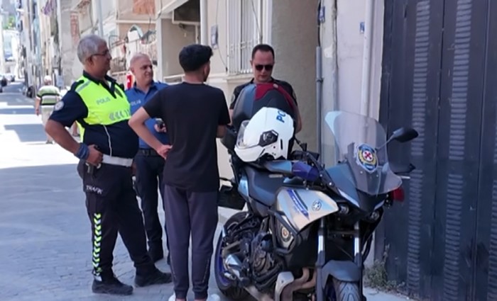 kusadasi-nda-motosikletliye-288-bin-500-tl-para-cezasi-uygulandi