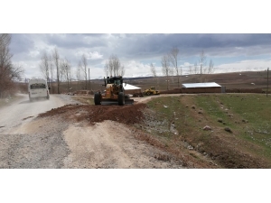 Başkan Tanış Çalışmalara Başladı