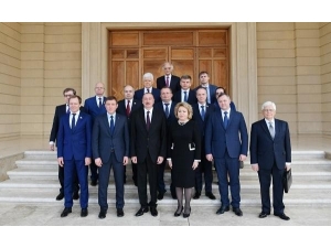 Aliyev’den Rusya Federasyonu Konseyi Başkanı Matviyenko’ya ‘Dostluk Ödülü’